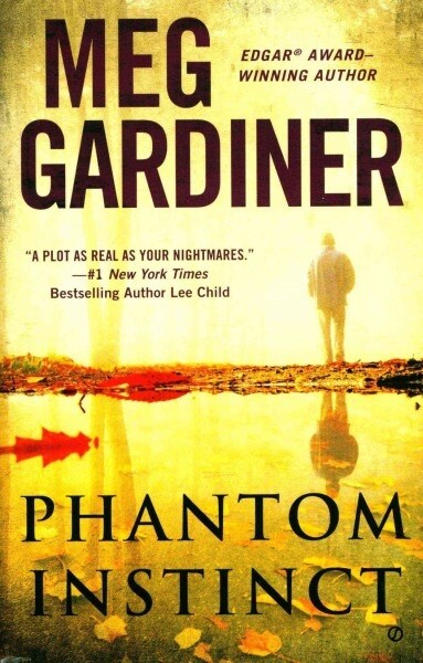 Phantom Instinct (Mass Market Paperback)