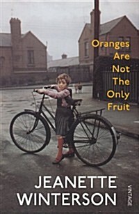 Oranges are Not the Only Fruit (Paperback)