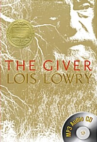 Newbery:The Giver (Book+CD) (Paperback)