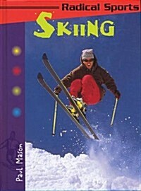 Skiing (Paperback, Illustrated)