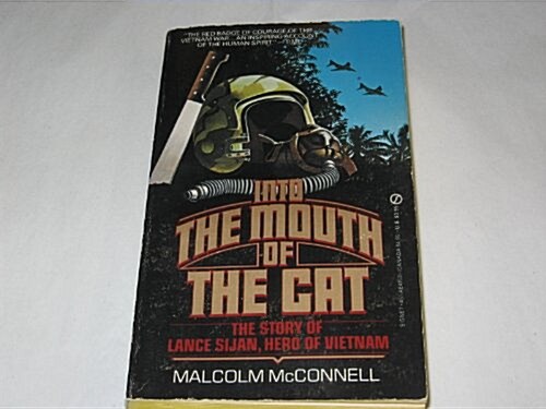 Into the Mouth of the Cat (Signet) (Mass Market Paperback, Mass Market Paperback)