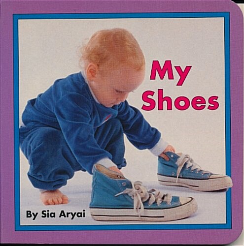 My Shoes (My Favorite Things) (Board book)