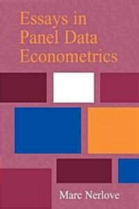 Essays in Panel Data Econometrics (Paperback)