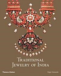 Traditional Jewelry of India (Paperback)