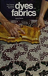 [중고] The Thames and Hudson Manual of Dyes and Fabrics (Paperback)