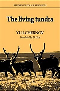 The Living Tundra (Paperback)