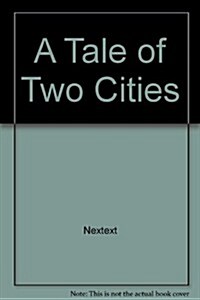 A Tale of Two Cities (Paperback, Student)