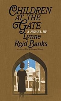 Children at the Gate (Paperback)