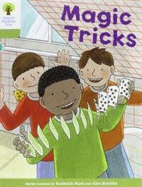 Oxford Reading Tree Biff, Chip and Kipper Stories Decode and Develop: Level 7: Magic Tricks (Paperback)