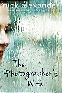 The Photographers Wife (Paperback)