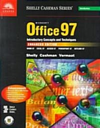 Microsoft Office 97 (Paperback, Diskette)