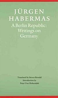 A Berlin Republic (Paperback)