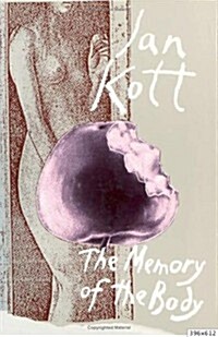 Memory of the Body: Essays on Theater and Death (Paperback)