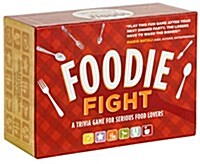 Foodie Fight: A Trivia Game with Gameboard and Cards (Food Lover Gifts, Food Trivia Game, Trivia Game for Teens and Adults) [With 6 Gameboards, Dice, (Other)