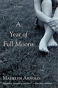 A Year of Full Moons (Paperback, Reprint)