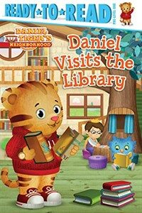 Daniel visits the library 