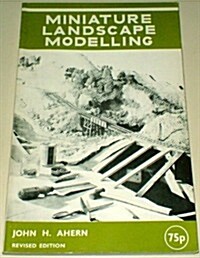 Miniature Landscape Modelling (Paperback)