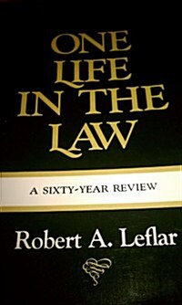 One Life in the Law (Paperback)