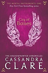 The Mortal Instruments 1: City of Bones (Paperback)