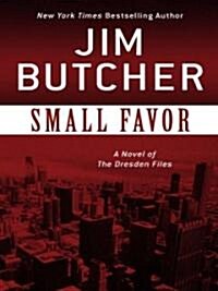 Small Favor (Hardcover, Large Print)