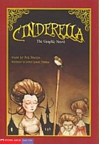 Cinderella: The Graphic Novel (Paperback)