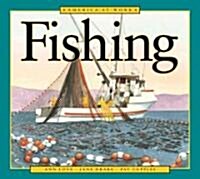 Fishing (Paperback, Reprint)