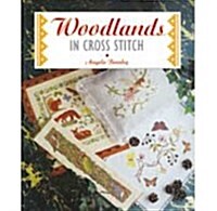 Woodlands in Cross Stitch (Paperback)