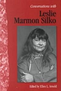 Conversations with Leslie Marmon Silko (Paperback)