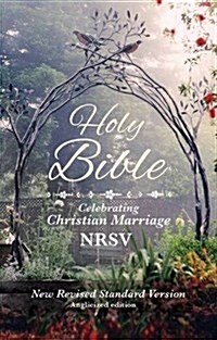 Holy Bible: NRSV Celebrating Christian marriage (Paperback)