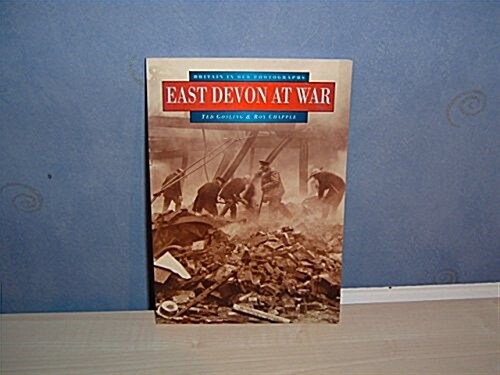 East Devon at War (Paperback)