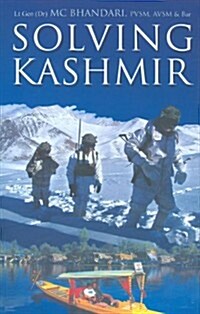 Solving Kashmir (Hardcover)