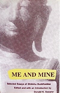 Me and Mine : Essays (Hardcover, New ed)