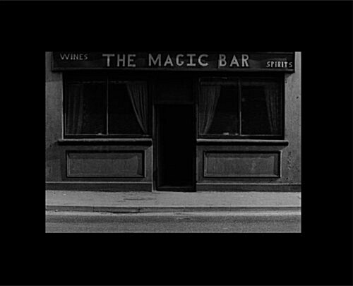 The Magic Bar (Hardcover)