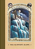 A Series of Unfortunate Events #10: The Slippery Slope (Hardcover)