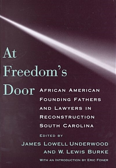 At Freedoms Door (Hardcover)