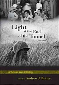 Light at the End of the Tunnel: A Vietnam War Anthology (Paperback, 3)