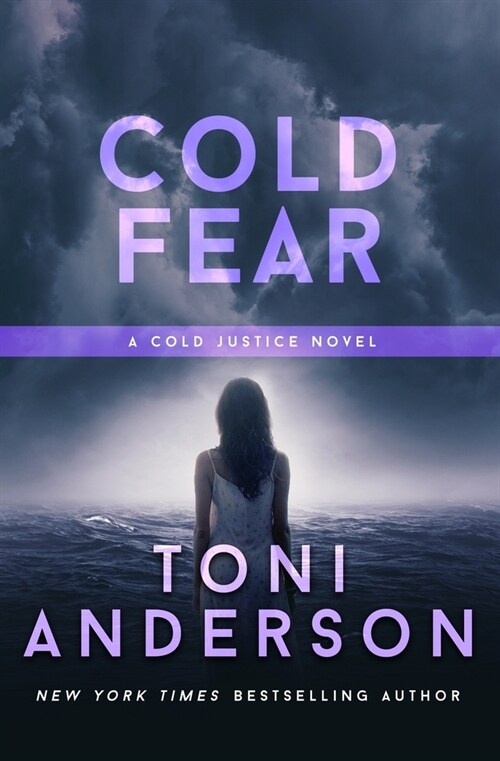 Cold Fear: Romantic Thriller (Paperback)