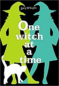 One Witch at a Time (Paperback, Reprint)