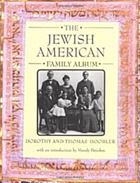 The Jewish American Family Album (American Family Albums) (Paperback)