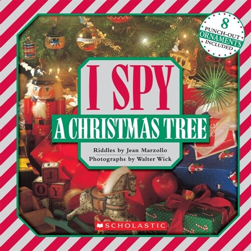 I Spy a Christmas Tree [With 8 Punch-Out Ornaments] (Hardcover)