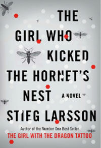 The Girl Who Kicked the Hornet's Nest (Paperback)
