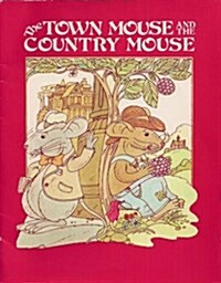 Town Mouse & Country Mouse - Pbk (Paperback)