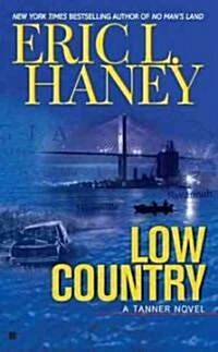Low Country (Mass Market Paperback)