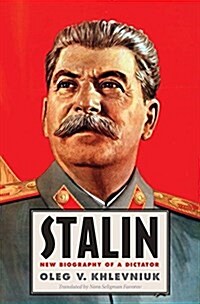 Stalin: New Biography of a Dictator (Paperback)