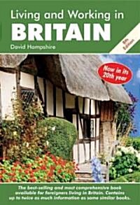 Living and Working in Britain (Paperback, 8th)