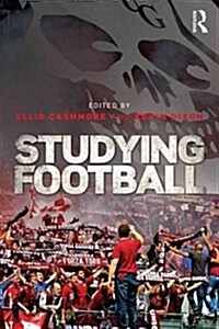 Studying Football (Paperback)