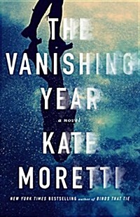 The Vanishing Year (Paperback)