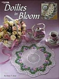 Doilies in Bloom (Paperback)
