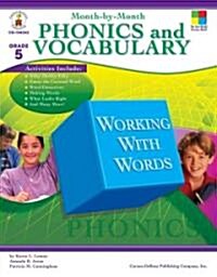 Month-by-month Phonics and Vocabulary (Paperback)