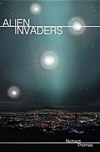 Alien Invaders (Paperback)